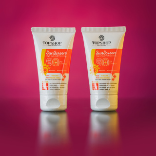 کرم ضدآفتاب بی رنگ تاپ شاپ SPF90 بسته 2 عددی - 03