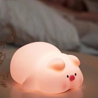 چراغ خواب کودک مدل خوک خسته - 02