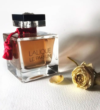 ادوپرفیوم زنانه مدل Le Parfum حجم 100 میلی لیتر لالیک - 02