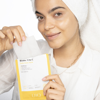 ماسک ورقه ای ضد لک و درخشان کننده پوست حاوی ویتامین سی بسته 5 عددی یو آی کیو - 04