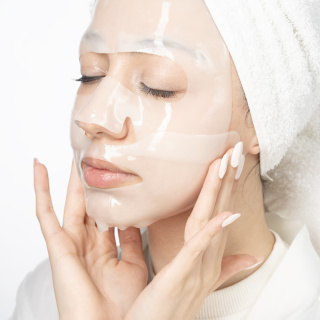 ماسک ورقه ای هیدروژلی سفت کننده پوست حاوی کلاژن بسته 1 عددی یو آی کیو - 05