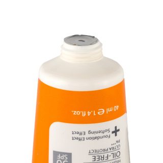 کرم ضد آفتاب رنگی وچه با SPF50 مناسب پوست خشک و معمولی حجم 40 میلی لیتر - 03