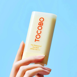 ضد آفتاب استیکی ضد آب مدل Vita با SPF50 مناسب پوست چرب و مختلط وزن 18 گرم توکوبو - 01