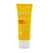 ضد آفتاب +SPF50 بی رنگ فاقد چربی مناسب پوست مختلط تا چرب 40میل اسکین وان