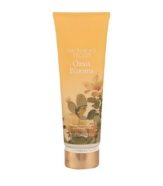 لوسیون بدن زنانه مدل Oasis Blooms حجم 236میل ویکتوریا سکرت