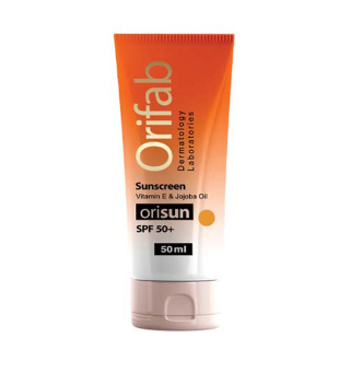 کرم ضد آفتاب بی رنگ اوری فاب مدل Orisun با SPF50 مناسب انواع پوست حجم 50 میلی لیتر