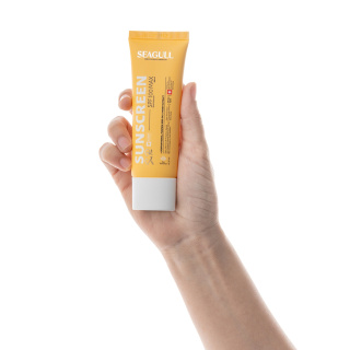 کرم ضد آفتاب بی رنگ با SPF100 مناسب انواع پوست حجم 50 میلی لیتر سی گل - 05