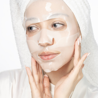 ماسک ورقه ای هیدروژلی سفت کننده پوست حاوی کلاژن بسته 5 عددی یو آی کیو - 08