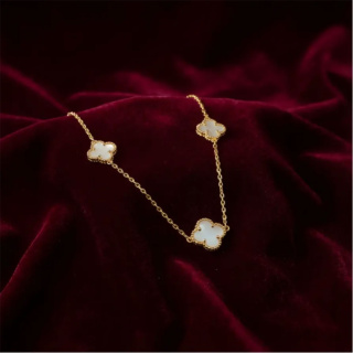 گردنبند طلا 18 عیار مدل ونکلیف سه گل صدف طلالند - 02