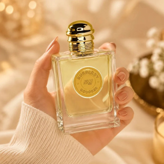 ادوپرفیوم زنانه مدل Burberry Goddess حجم 100 میلی لیتر نایس پاپت - 03
