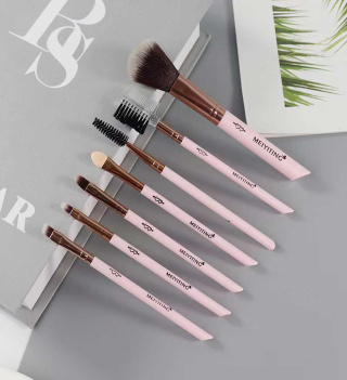ست براش 7 عددی ارسال با رنگ رندوم مدل Create Impeccable Makeup میتینگ - 01