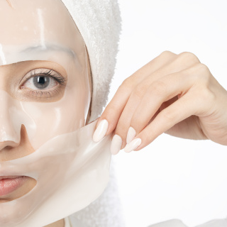 ماسک ورقه ای هیدروژلی سفت کننده پوست حاوی کلاژن بسته 1 عددی یو آی کیو - 03