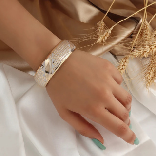 تک پوش طلا کم اجرت 18 عیار زنانه مدل MB2001 سایز 3 - 03