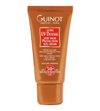 کرم ضد آفتاب بی رنگ گینو با SPF50 مناسب انواع پوست حجم 50 میلی لیتر