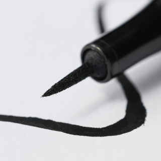 خط چشم و ابرو ماژیکی مدل Multiliner پیپا - 02