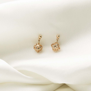 گوشواره طلا 18عیار مدل گوی و مکعب فیوژن - 01